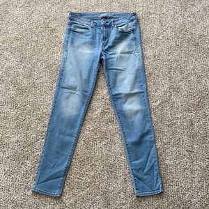 American Eagle skinny jeans- light wash